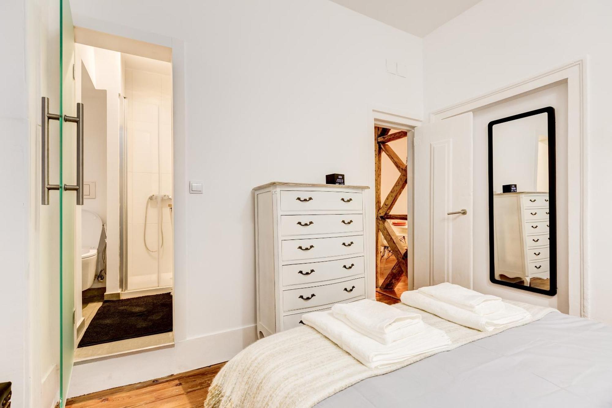 Historical Gem In Baixa Apartment *